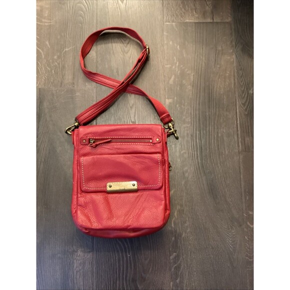 The Sak Red Pebbled Leather Crossbody Purse Messenger Handbag Adjustable - Picture 1 of 9
